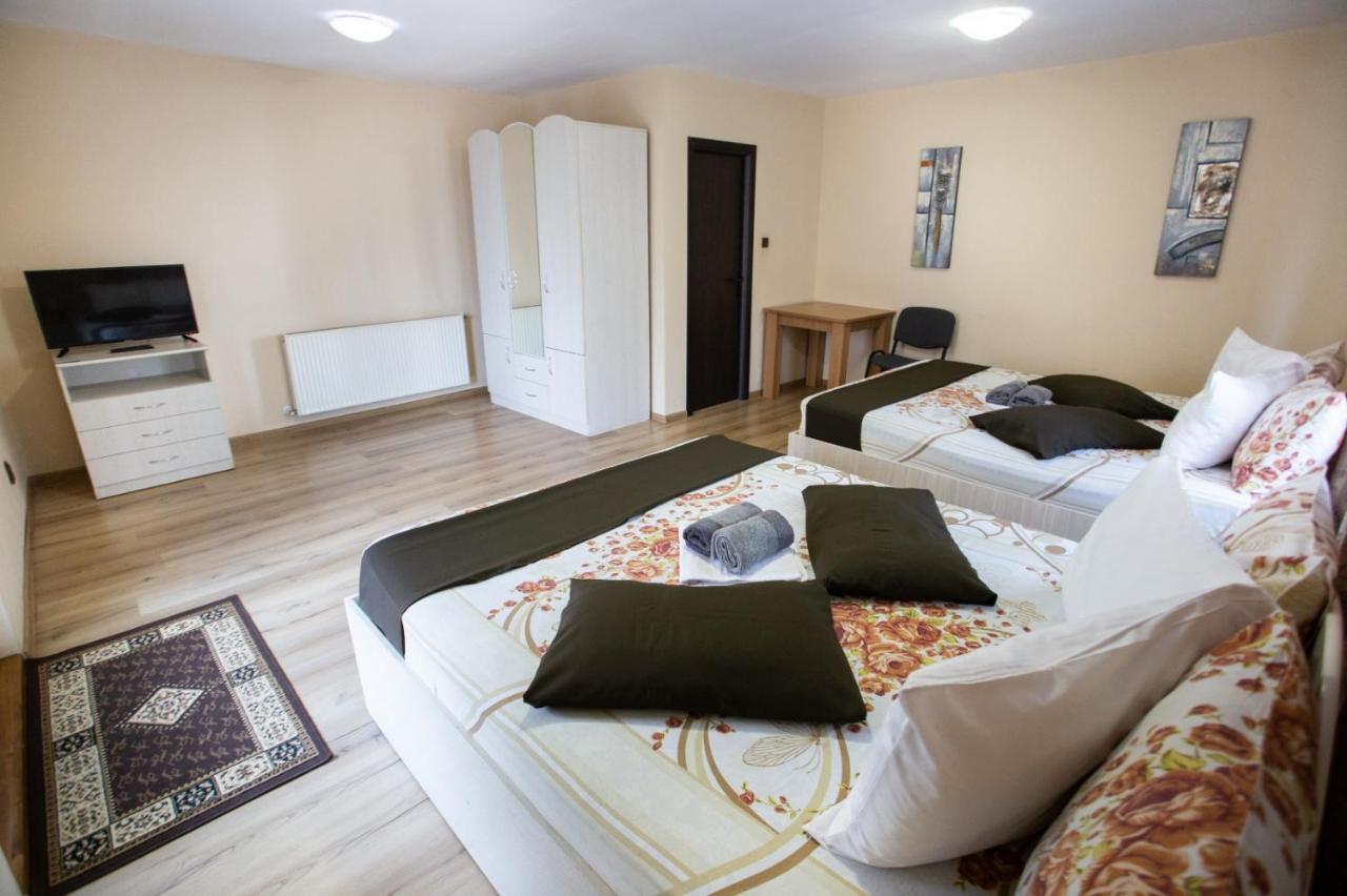 Daddy House Hotel Turda Exterior photo
